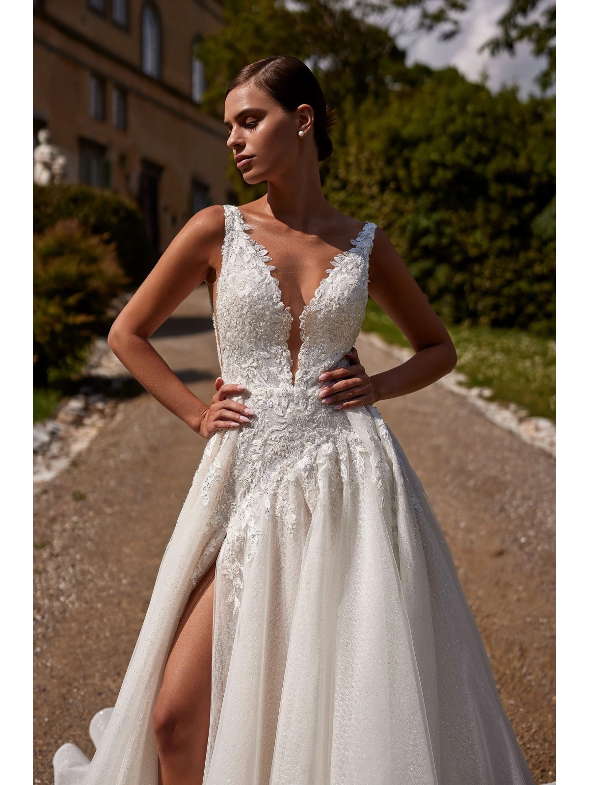 Luxury Wedding Dress - A-line Deep V-neck and a Slit on The Right Side - Dreamy Devotion - LIDA-01352.00.17